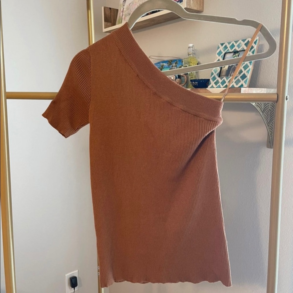 Rust one shoulder top